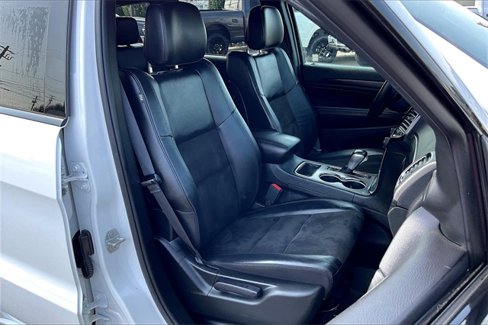 Used 2020 Jeep Grand Cherokee Altitude image 8