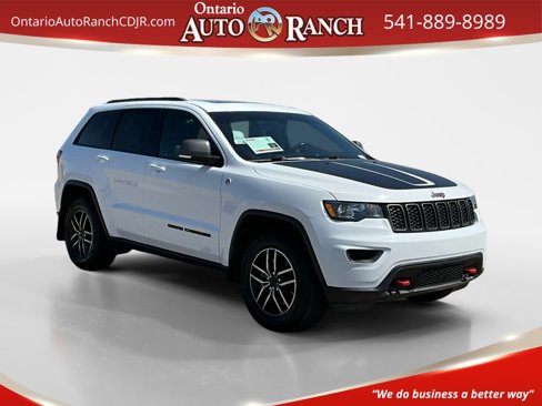 Used 2019 Jeep Grand Cherokee Trailhawk image 1