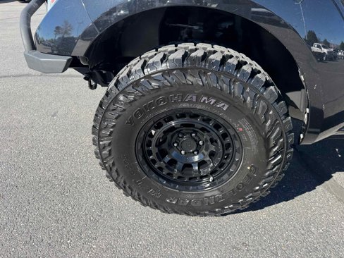 Used 2018 Nissan Frontier SV w/ Value Truck Package image 14