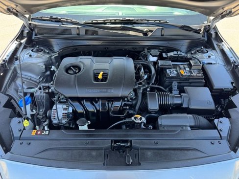 Used 2023 Kia Forte LXS image 18