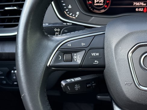 Used 2018 Audi Q5 Prestige w/ Prestige Package image 36