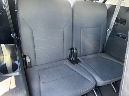 Used 2019 Kia Sorento LX image 22