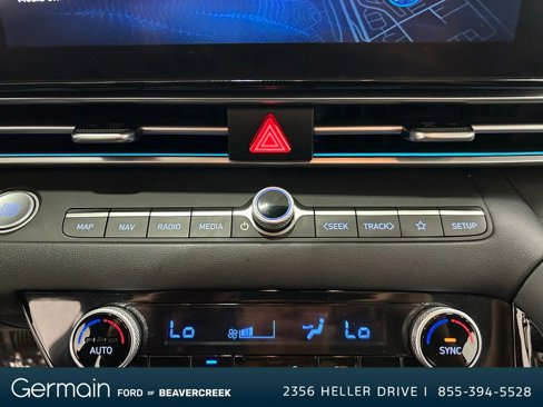 Used 2024 Hyundai Elantra Limited image 18