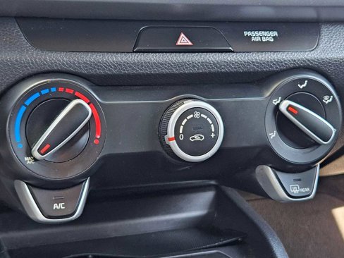 Used 2020 Kia Rio S image 30