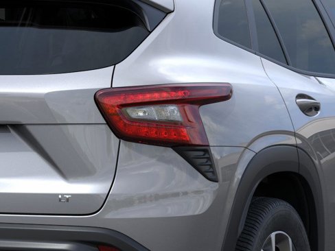 New 2025 Chevrolet Trax LT image 11