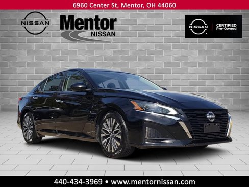 Certified 2023 Nissan Altima 2.5 SV image 1