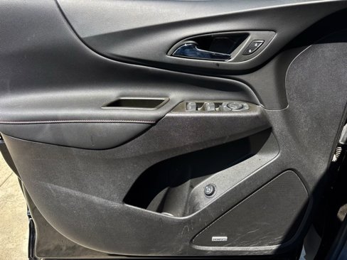 Certified 2023 Chevrolet Equinox RS w/ RS Leather Package image 18