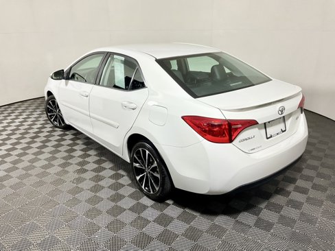 Used 2017 Toyota Corolla L image 10