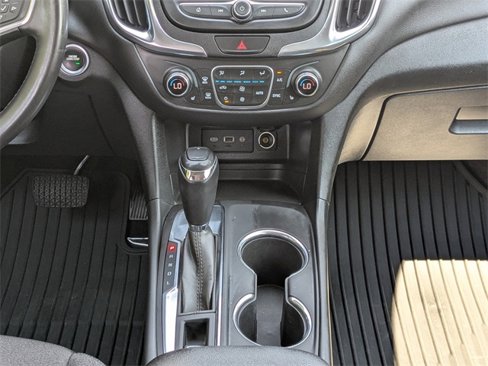 Used 2019 Chevrolet Equinox LT image 18
