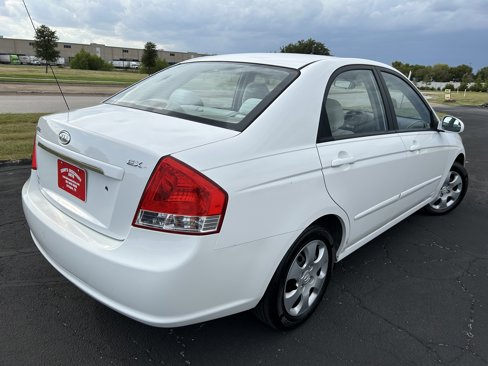 Used 2009 Kia Spectra EX image 6