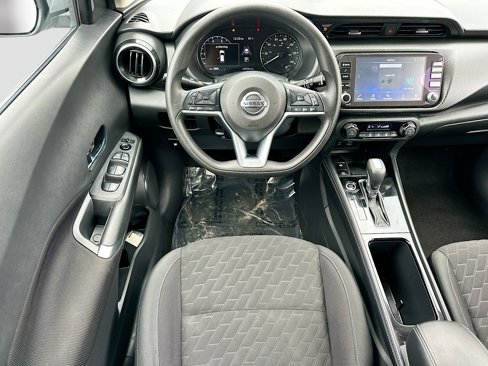 Used 2021 Nissan Kicks SV image 19