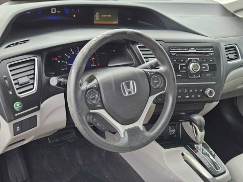 Used 2014 Honda Civic LX image 2