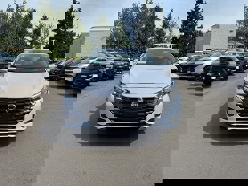 New 2025 Nissan Versa SV w/ Trunk Package image 2