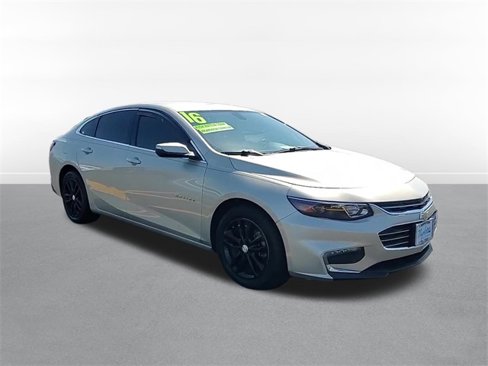Used 2016 Chevrolet Malibu LT image 3