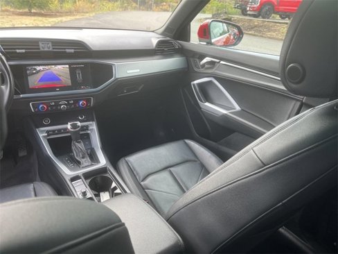 Used 2024 Audi Q3 2.0T Premium image 26