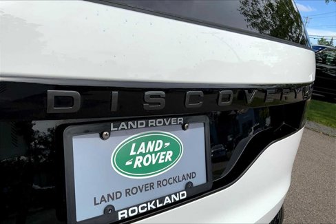 Used 2025 Land Rover Discovery Dynamic SE image 28