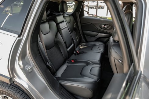 Used 2019 Jeep Cherokee Latitude Plus image 44