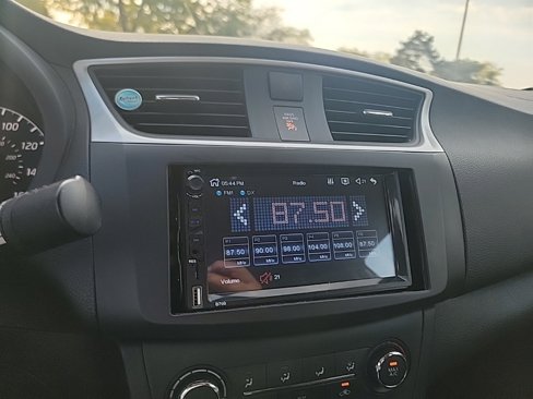 Used 2017 Nissan Sentra S image 15