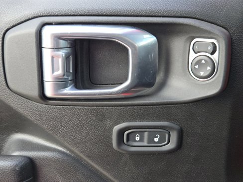 Used 2022 Jeep Gladiator Willys image 22