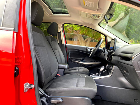 Used 2020 Ford EcoSport SE w/ SE Convenience Package image 50