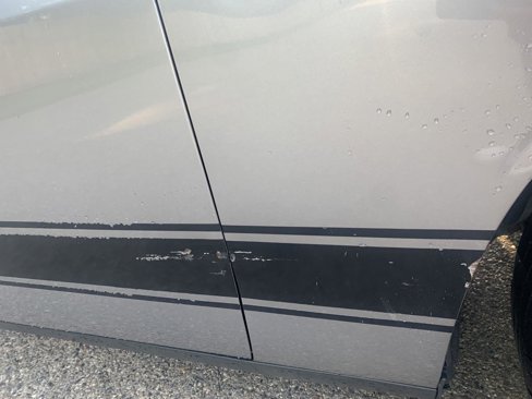 Used 2016 Dodge Challenger SXT image 5