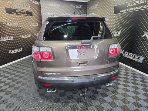 Used 2012 GMC Acadia SLE image 12