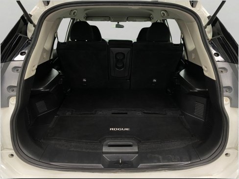 Used 2016 Nissan Rogue S image 6