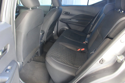 Used 2022 Nissan Kicks S image 23
