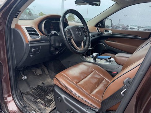 Used 2015 Jeep Grand Cherokee Summit image 2