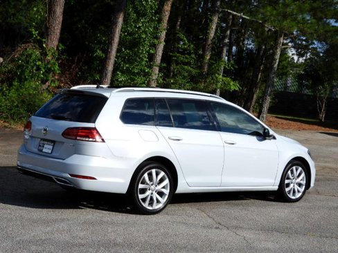 Used 2018 Volkswagen Golf SEL image 19
