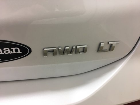 Used 2024 Chevrolet Equinox LT image 12