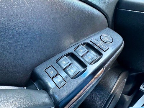 Used 2019 Chevrolet Suburban LS image 20