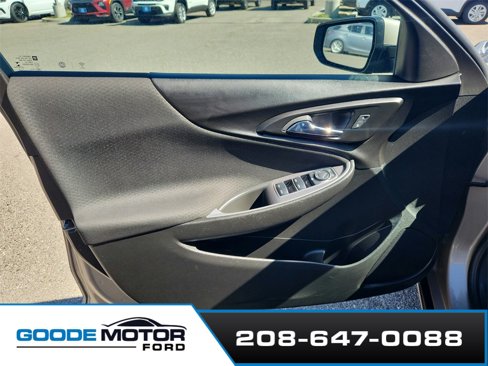 Used 2023 Chevrolet Malibu LT image 19