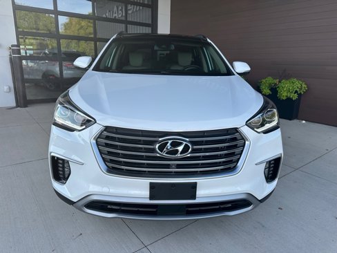 Used 2017 Hyundai Santa Fe Limited image 2