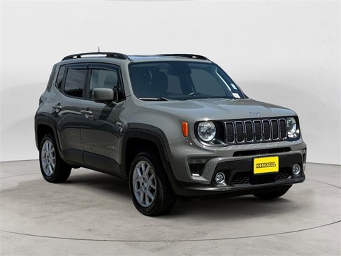 Used 2020 Jeep Renegade Latitude w/ Cold Weather Group image 7