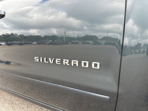 Used 2017 Chevrolet Silverado 1500 LT w/ All Star Edition image 40