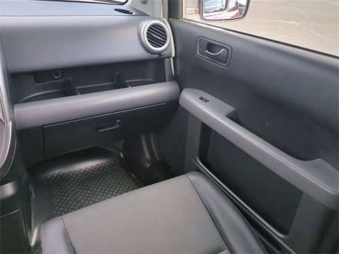 Used 2006 Honda Element EX image 16