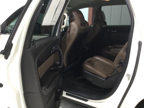 Used 2014 GMC Acadia SLT image 12