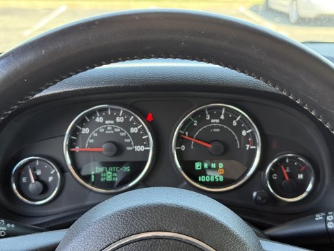 Used 2014 Jeep Wrangler Unlimited Sport w/ Quick Order Package 24S image 27