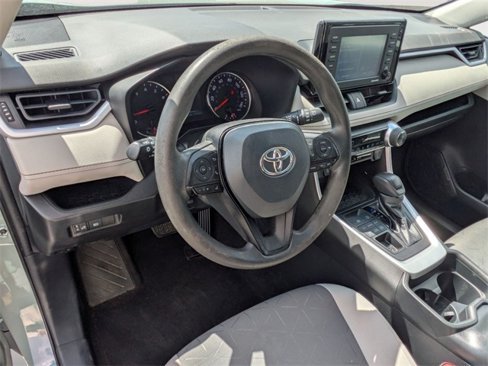Used 2021 Toyota RAV4 XLE image 10