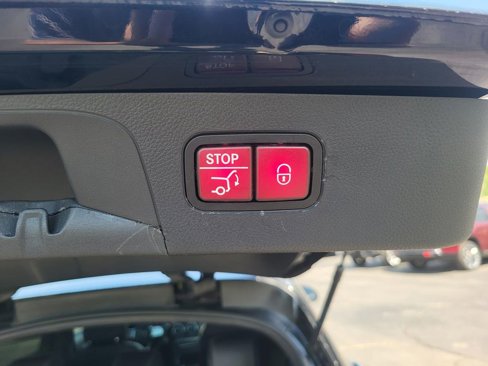 Used 2021 Mercedes-Benz GLC 300 image 11