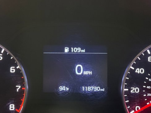 Used 2020 Kia Sportage S image 17
