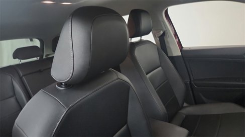 Used 2020 Volkswagen Tiguan SE image 10