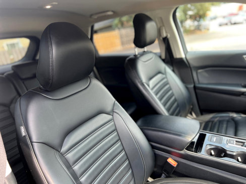 Used 2019 Ford Edge SEL w/ Equipment Group 201A image 53