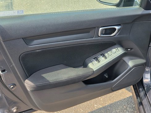 Used 2023 Honda Civic Sport image 25