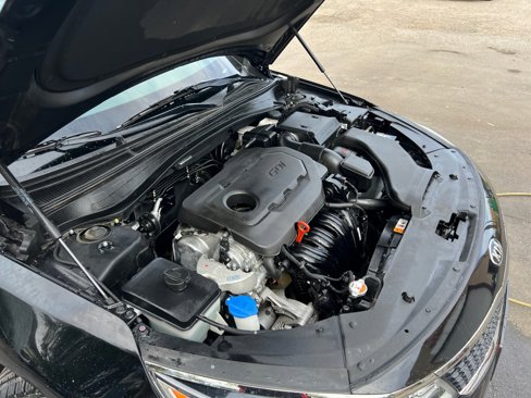 Used 2017 Kia Optima EX image 33