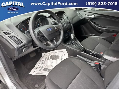 Certified 2017 Ford Focus SE image 18