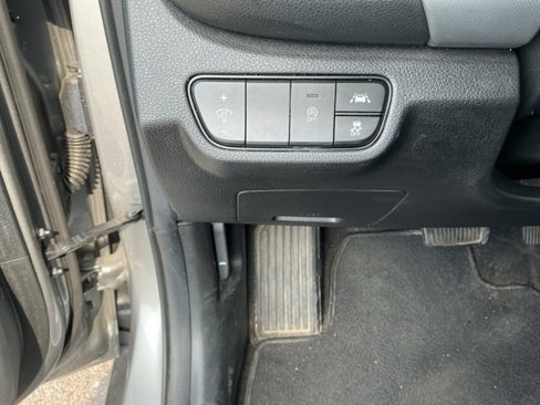 Certified 2023 Kia Seltos LX image 18