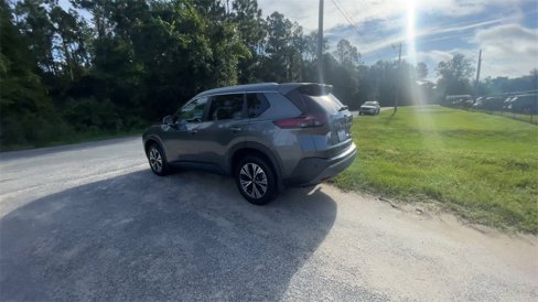 Used 2022 Nissan Rogue SV image 6