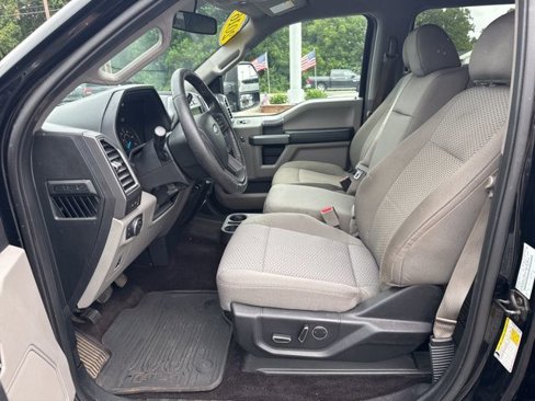 Used 2016 Ford F150 XLT w/ Equipment Group 302A Luxury image 12
